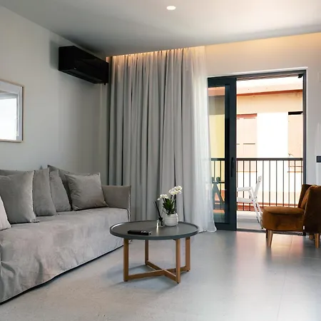 Porta Suites-2